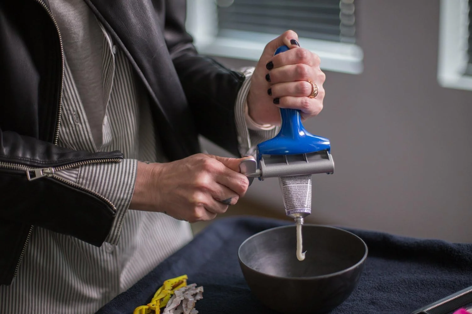 Big Squeeze Gen 2 Heavy Duty Tube Squeezer (detail 2)