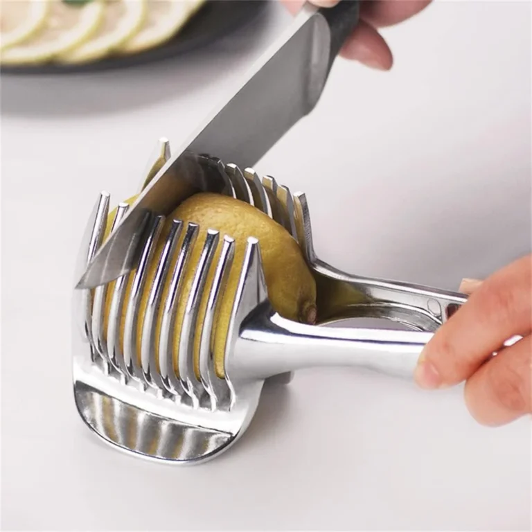 Dycica Stainless Steel Onion Holder Slicer Guide (hero)